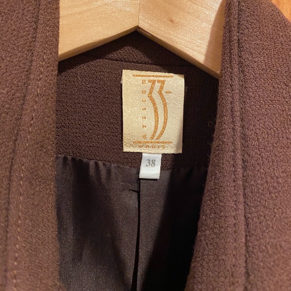 Tailored Wool Brown Blazer - Picture 3 of 7